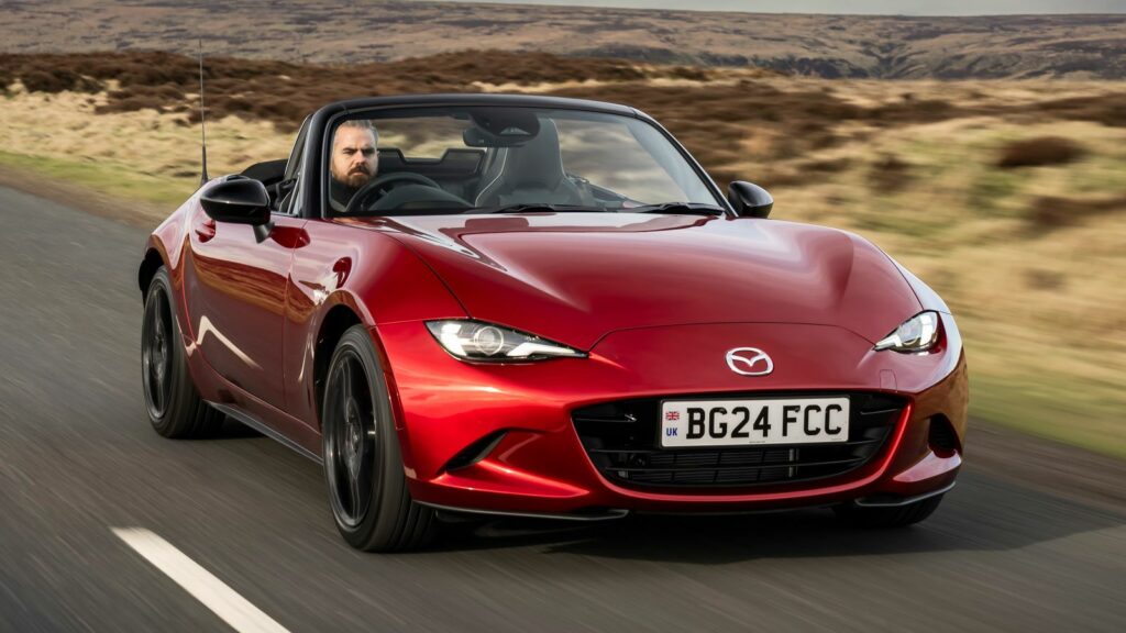Mazda MX-5: Τέλος ο δίλιτρος κινητήρας από τη γκάμα του