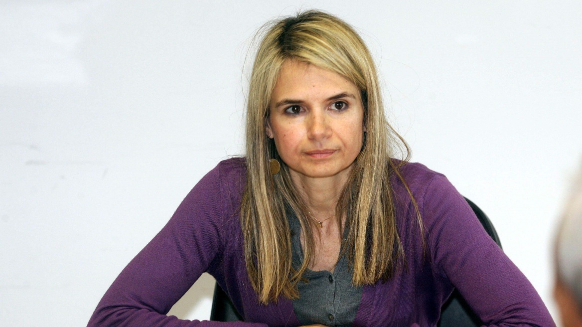 Μιλένα Αποστολάκη: Απέσυρε την υποψηφιότητά της για την ηγεσία του ΠΑΣΟΚ