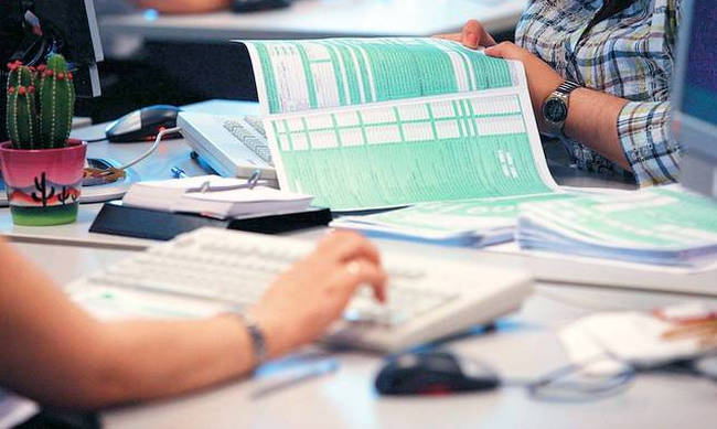 ΑΑΔΕ: Με υψηλότερους ρυθμούς από ποτέ η υποβολή δηλώσεων Ε1 στις πρώτες 75 μέρες