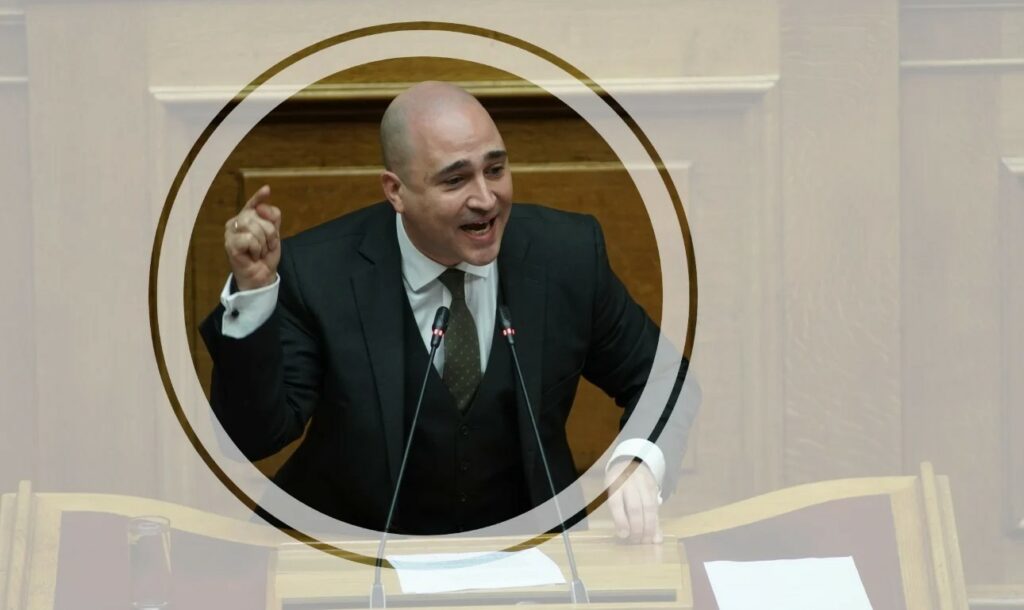 Στην «αγκαλιά» του Βελόπουλου βρίσκεται ο Κωνσταντίνος Μπογδάνος