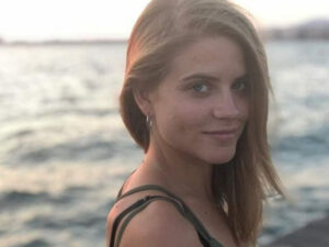 Δανάη Μιχαλάκη: Νιώθω ότι ξαναγεννήθηκα και εγώ με την κόρη μου