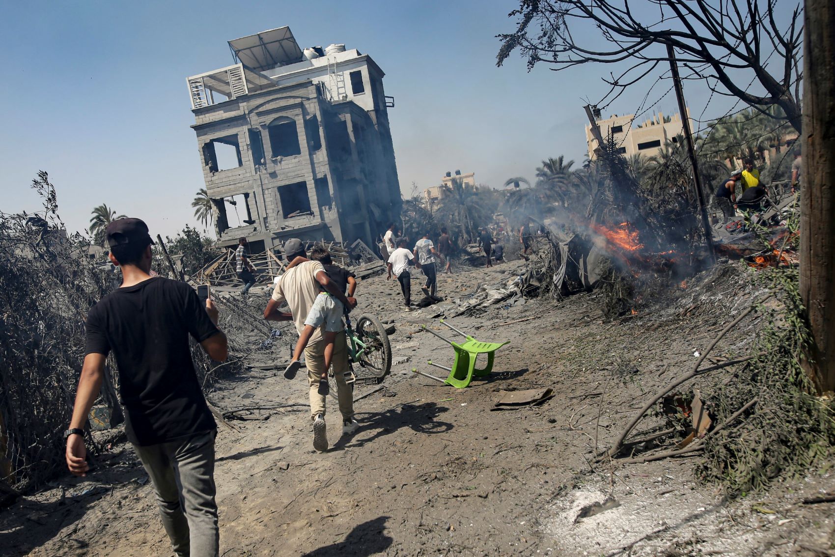 Πόλεμος στο Ισραήλ: Δεκατρείς Παλαιστίνιοι νεκροί και 26 τραυματίες από ισραηλινή αεροπορική επιδρομή