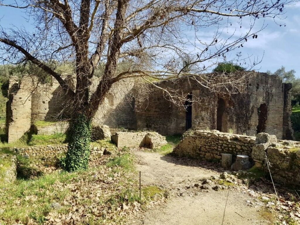 Αρχαία Ολυμπία: Αποκαθίστανται οι ρωμαϊκές θέρμες του Νέρωνα
