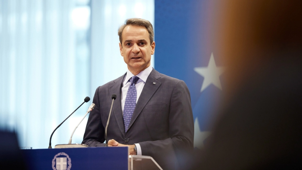 240720100536_mitsotakis-omilia-kypros (3)