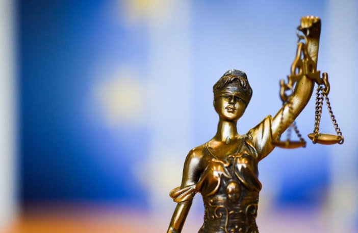 Εκθεση της Κομισιόν για το Κράτος Δικαίου: Η Ελλάδα στις 9 χώρες μεταξύ των «27» με τις λιγότερες συστάσεις
