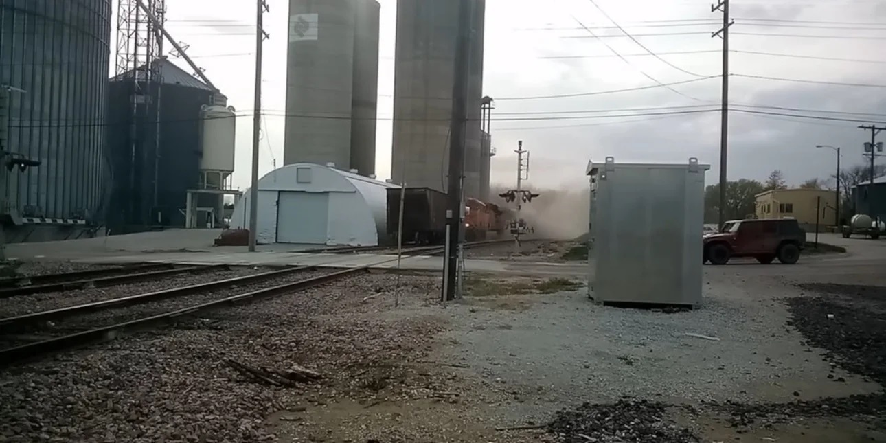 Συνέβη στις ΗΠΑ: Έφηβος προκάλεσε εκτροχιασμό τρένου για να ανεβάσει το βίντεο στο YouTube