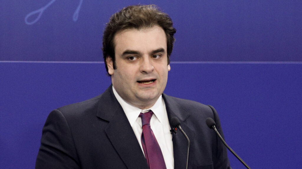 Κυριάκος Πιερρακάκης: Μηδενίζονται όλες οι χρεώσεις τραπεζών στα ΑΤΜ