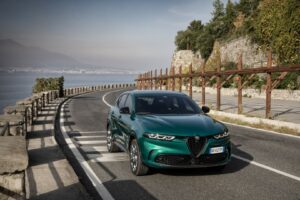 Δοκιμή Alfa Romeo Tonale PHEV Q4 Veloce: Mamma mia!