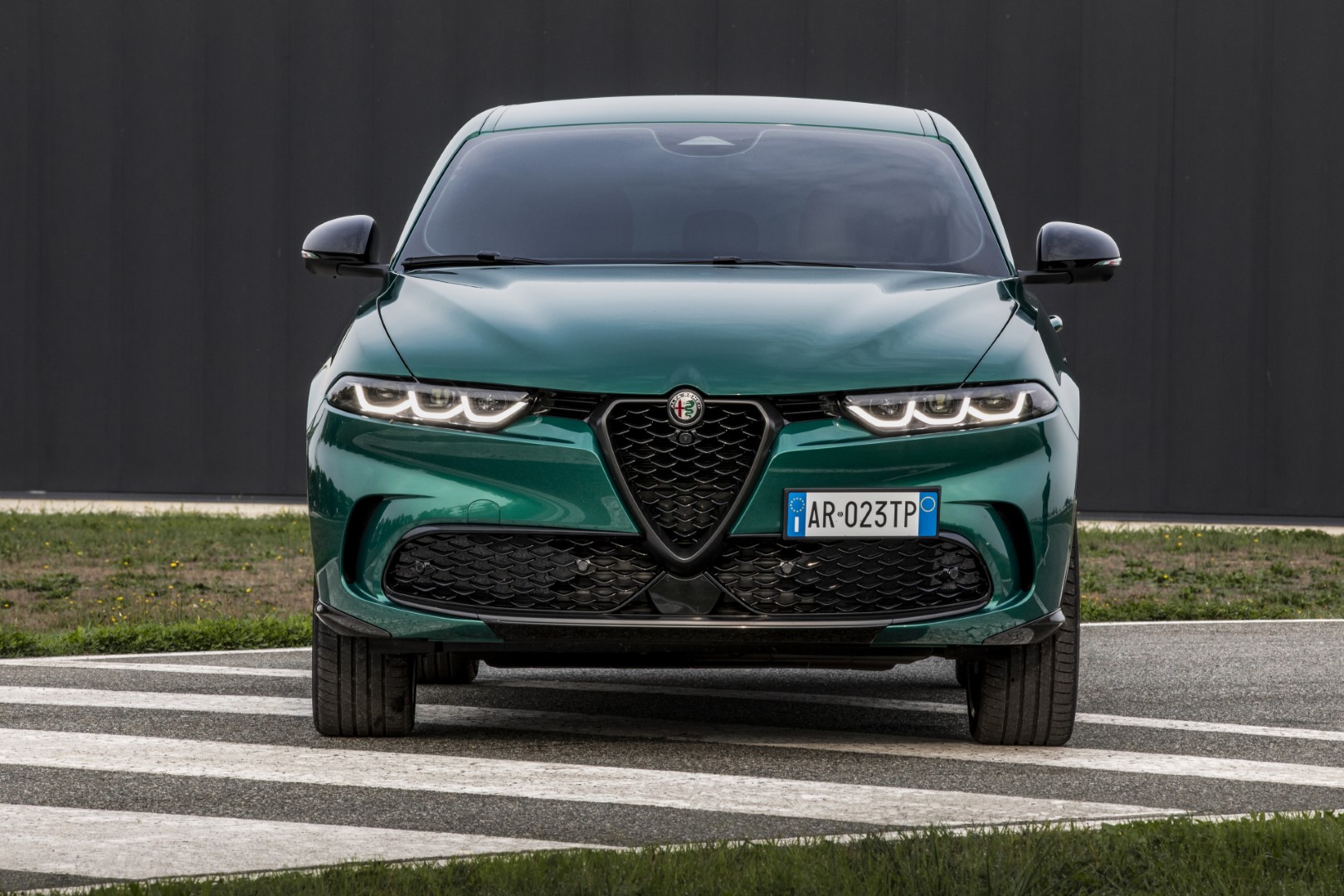 Δοκιμή Alfa Romeo Tonale PHEV Q4 Veloce: Mamma mia!