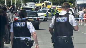 Σε συναγερμό οι βρετανικές αρχές για πιο βίαια επεισόδια το Σαββατοκύριακο