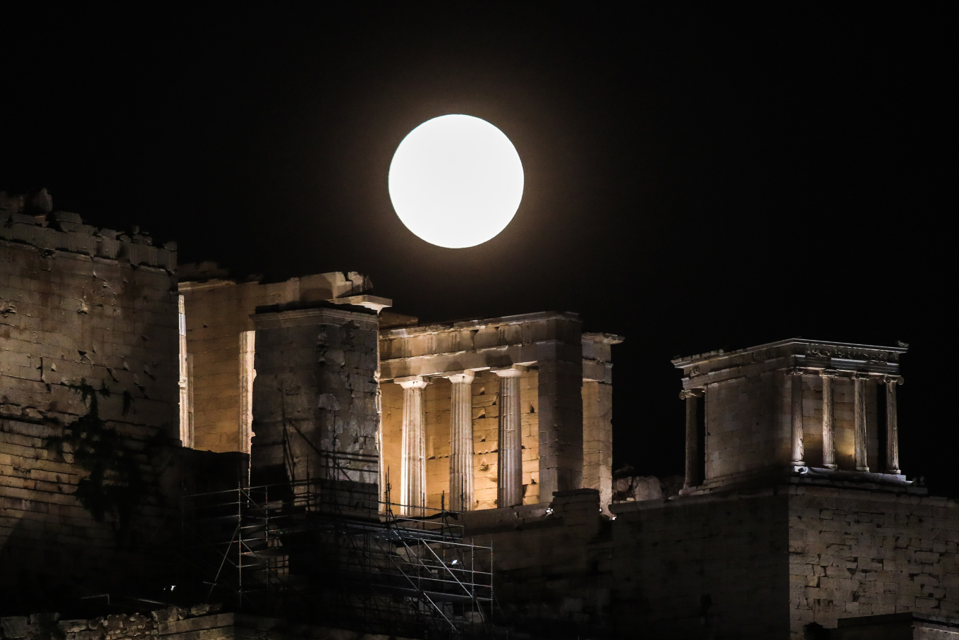 Η Πανσέληνος του Αυγούστου σε μνημεία, μουσεία και αρχαιολογικούς χώρους