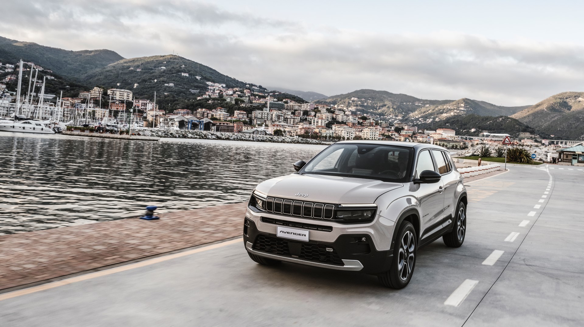 Jeep Avenger: Αυθεντικό Jeep με τιμή από 23.990 ευρώ