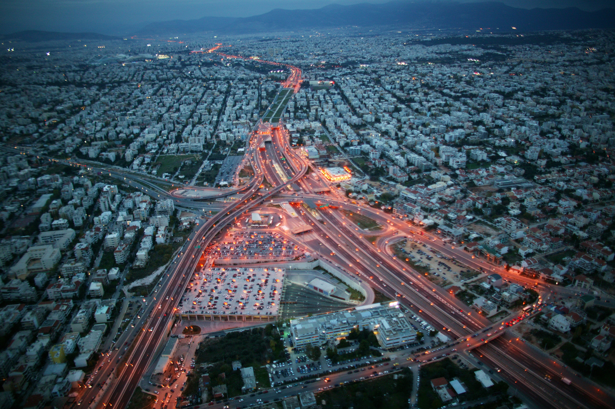 Αττική Οδός: Σχέδιο αποσυμφόρησης της κυκλοφορίας με δύο εξόδους προς Εθνική Οδό