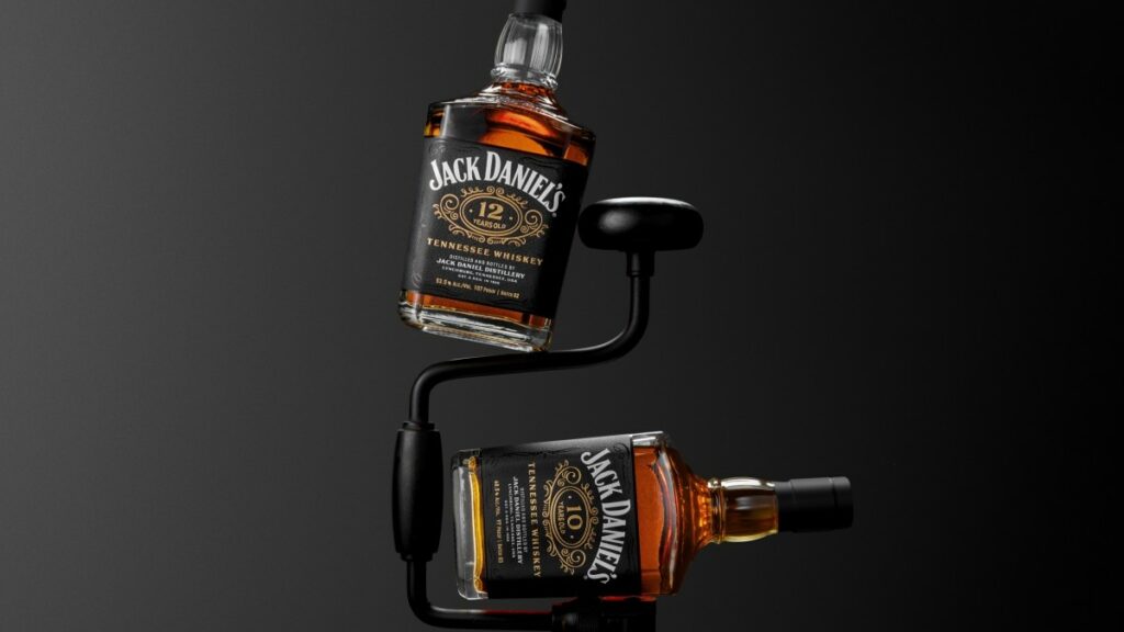 H Jack Daniel’s τερματίζει τη woke φρενίτιδα και καταργεί τους στόχους διαφορετικότητας
