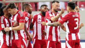 Οι «ερυθρόλευκοι» ζήτησαν από τους φιλάθλους τους να ενισχύσουν τις προσπάθειες των παικτών του κλαμπ μόνο με την φωνή και το πάθος τους