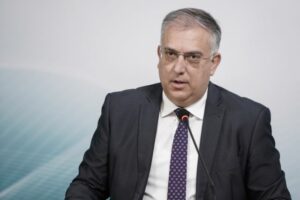 Θεοδωρικάκος: Προτεραιότητά μας η προσέλκυση επενδύσεων και η αύξηση των μισθών