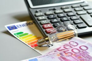 Ρεύμα: Διαφορετικές χρεώσεις για τον χειμώνα, το καλοκαίρι και τα Σαββατοκύριακα