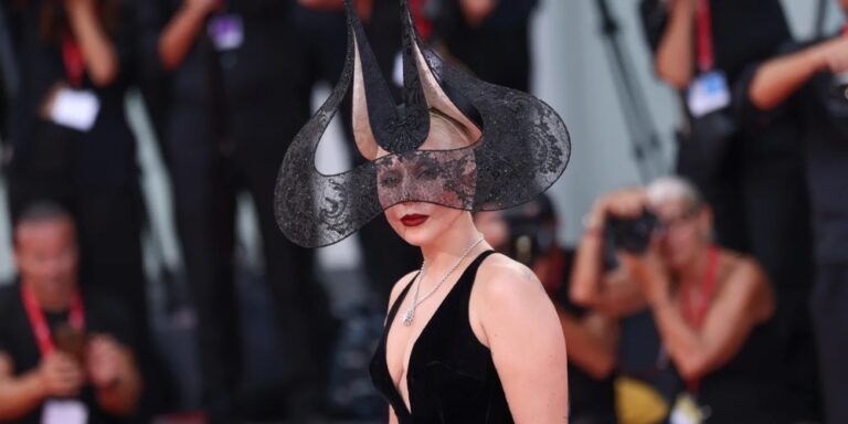 Η Lady Gaga τις «έσβησε» όλες στο Φεστιβάλ Βενετίας -Η καλύτερή της εμφάνιση