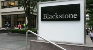 Blackstone: Εξετάζει την πώληση της εταιρείας τεχνολογίας VFS Global