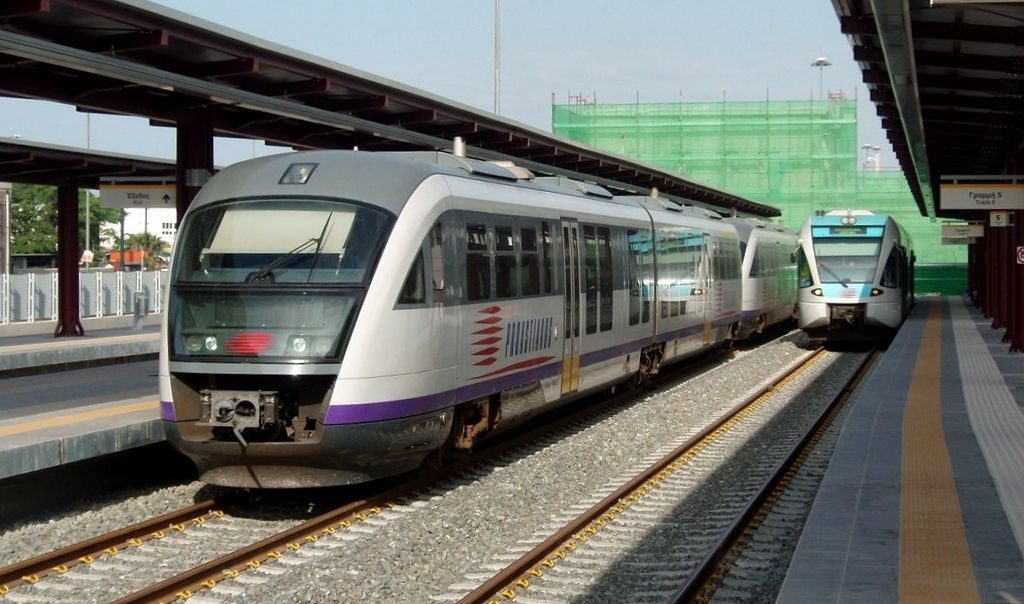 Εισαγγελική έρευνα για την παραλίγο μετωπική σύγκρουση τρένων