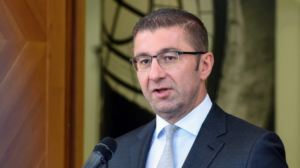 Προκαλεί ξανά ο Μίτσκοσκι: Xρησιμοποιώ και θα χρησιμοποιώ τον όρο Μακεδονία, είναι δικαίωμά μου