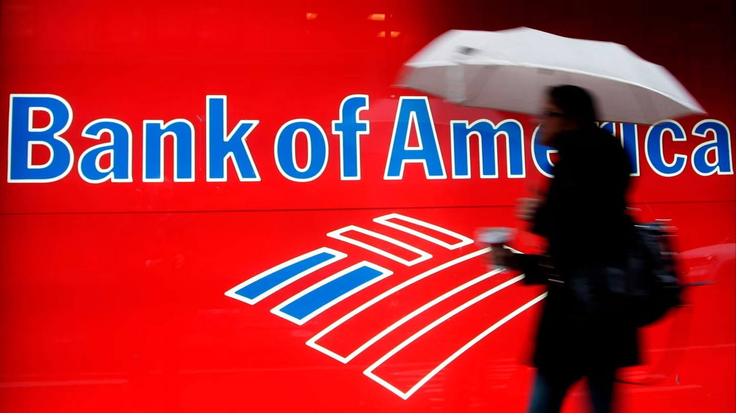 BofA: Προτιμά Eurobank και Πειραιώς έναντι Εθνικής, ουδέτερη για Alpha bank