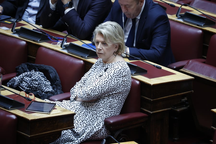 Νέα κρίση στον ΣΥΡΙΖΑ: Βολές από Αρβανίτη, Φαραντούρη κατά Ακρίτα
