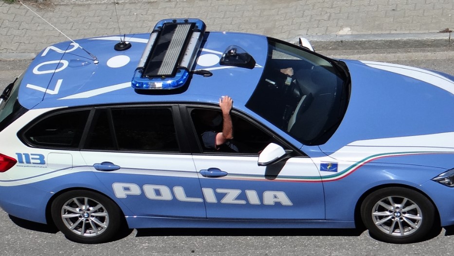 Θρίλερ στη Σικελία: Νεκρή σε πισίνα 20χρονη αθλήτρια κατά τη διάρκεια πάρτι