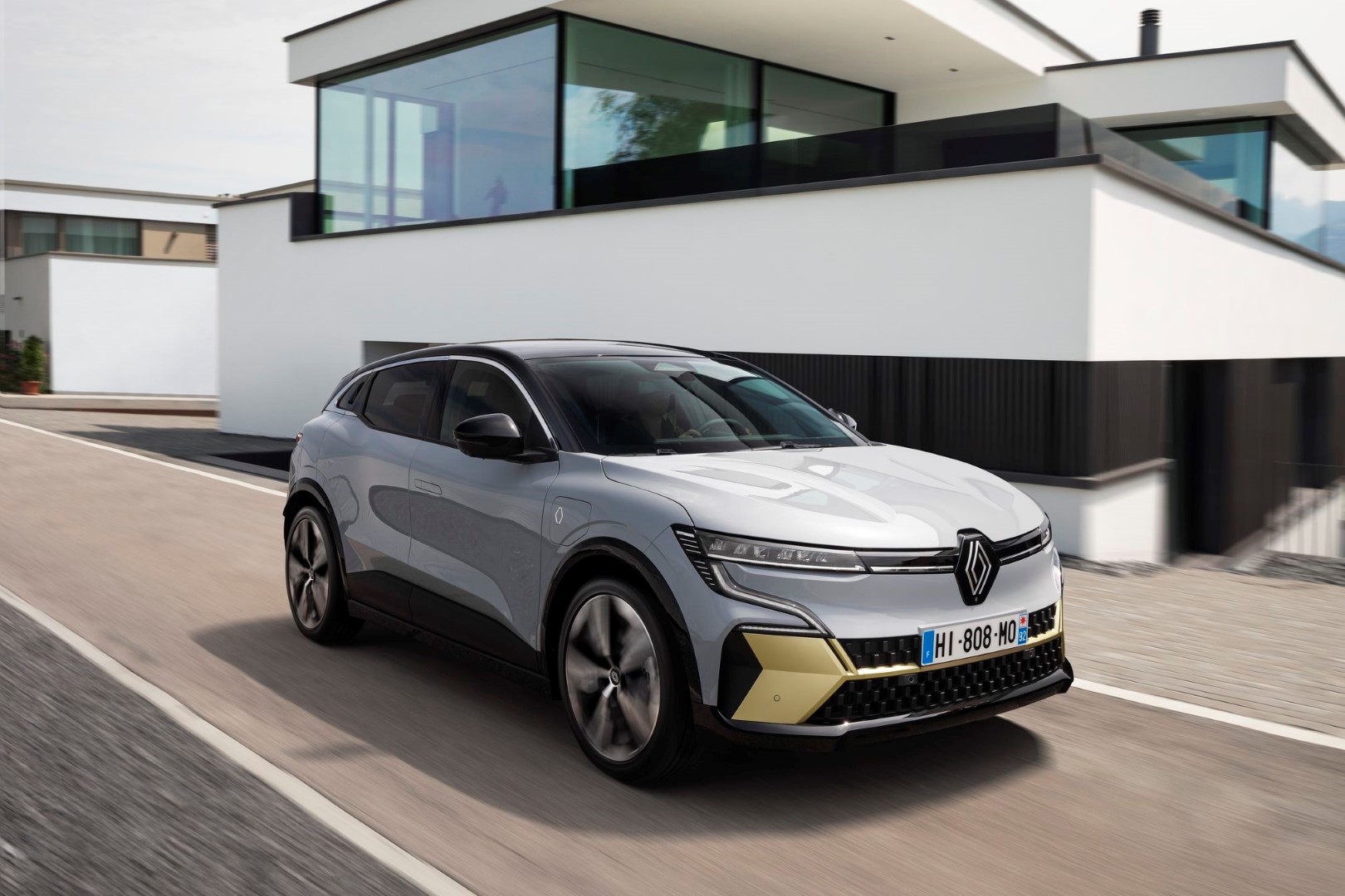 Renault: Όλα τα… μοντέλα στην πίστα της έκθεσης «Auto Athina 2024»