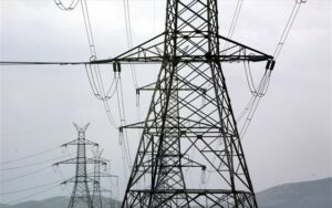 ΥΠΕΝ: Στα 3 λεπτά/kWh η στήριξη στα ευάλωτα νοικοκυριά τον Οκτώβριο