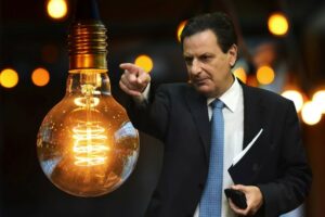 Σκυλακάκης: Επιδοτήσεις στο ρεύμα τον Ιανουάριο – Τι λέει για το ρωσικό αέριο