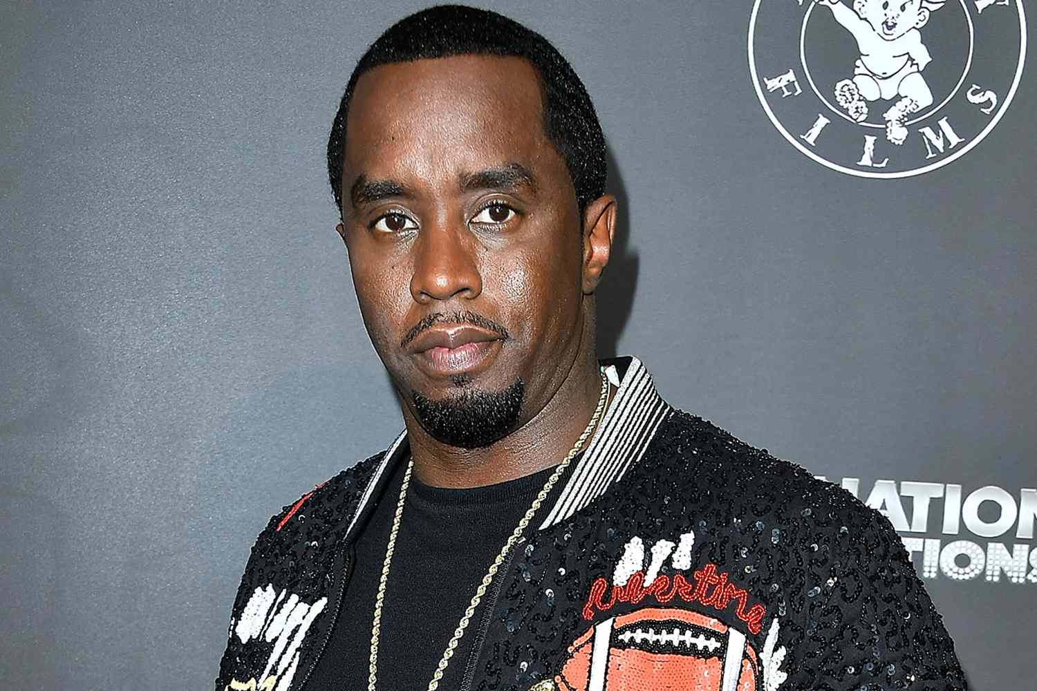 P.Diddy: Οι εισαγγελείς κατέσχεσαν 100 συσκευές με αποδεικτικό υλικό εναντίον του ράπερ