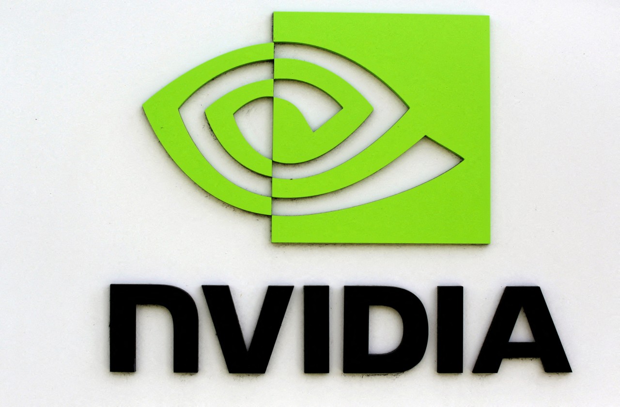 Nvidia: Ρεκόρ για τη μετοχή της – Μια ανάσα από την Apple σε χρηματιστηριακή αξία