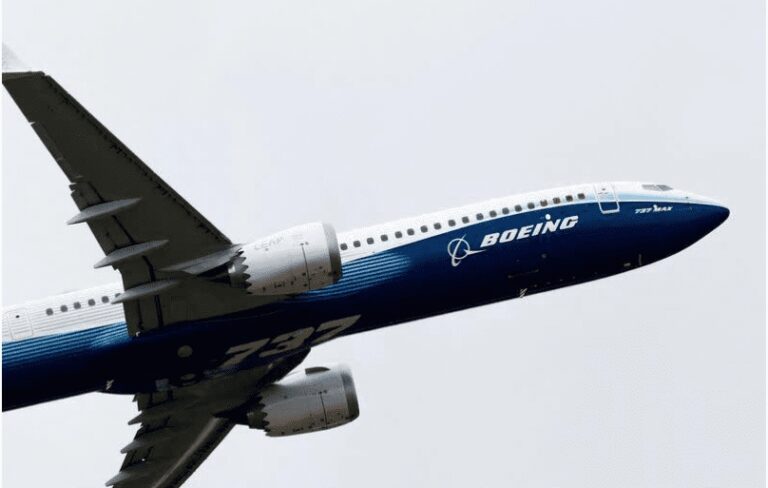 Boeing: Σκοπεύει να αντλήσει 25 δισ. για να τονώσει την ρευστότητά της