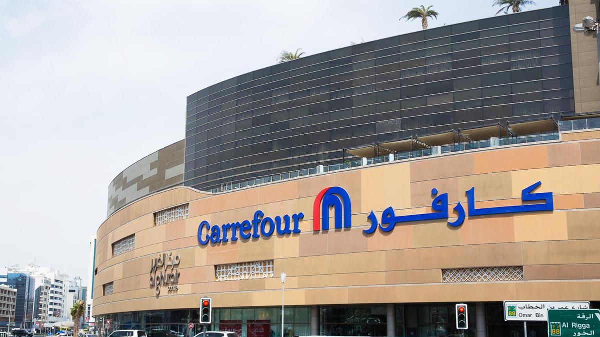 «Γαλέρα» τα Carrefour στη Σαουδική Αραβία - Καταγγελίες για καταναγκαστική εργασία