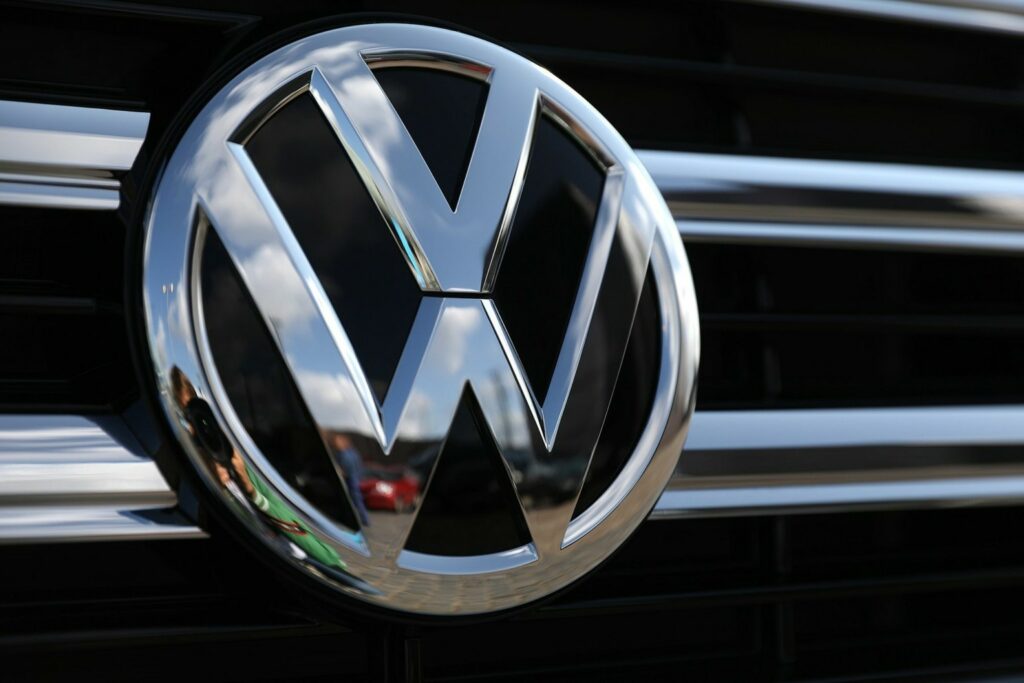 Volkswagen: Κοντά σε συμφωνία με τα συνδικάτα - Δεν θα κλείσουν τα εργοστάσια