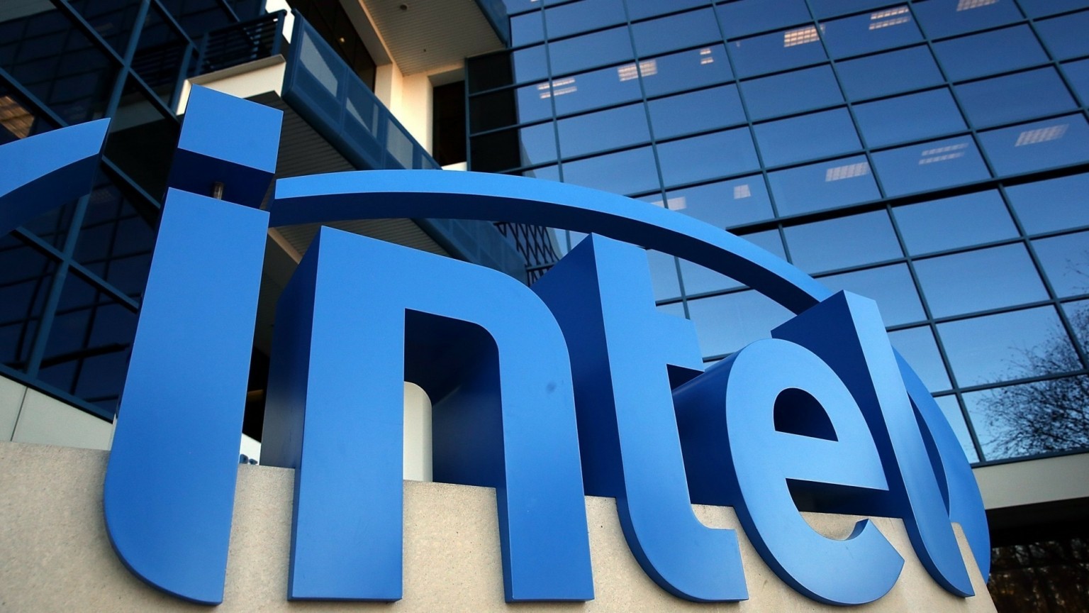 Intel: Επεκτείνει το κέντρο συσκευασίας και δοκιμών της στη νοτιοδυτική Κίνα