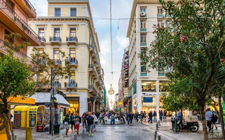 Λιανεμπόριο: Αυξήθηκε 2,5% ο τζίρος τον Ιανουάριο