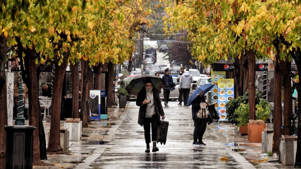 Καιρός: Υποχωρεί ο αντικυκλώνας - Έρχονται βροχές και καταιγίδες από την Κυριακή