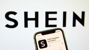 Δασμοί: Η Shein αυξάνει έως και 377% τις τιμές στις ΗΠΑ