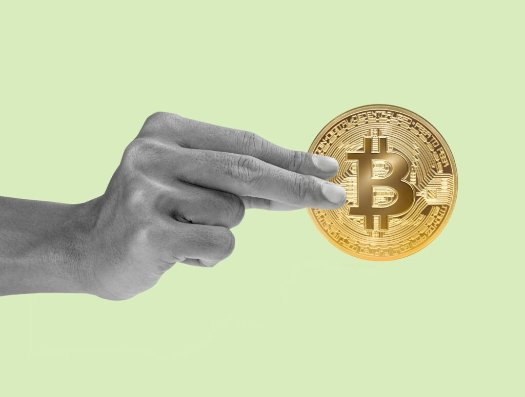 Bitcoin: H νίκη Τραμπ πυροδοτεί ξέφρενο ράλι, ξεπέρασε τα 81.000 δολάρια