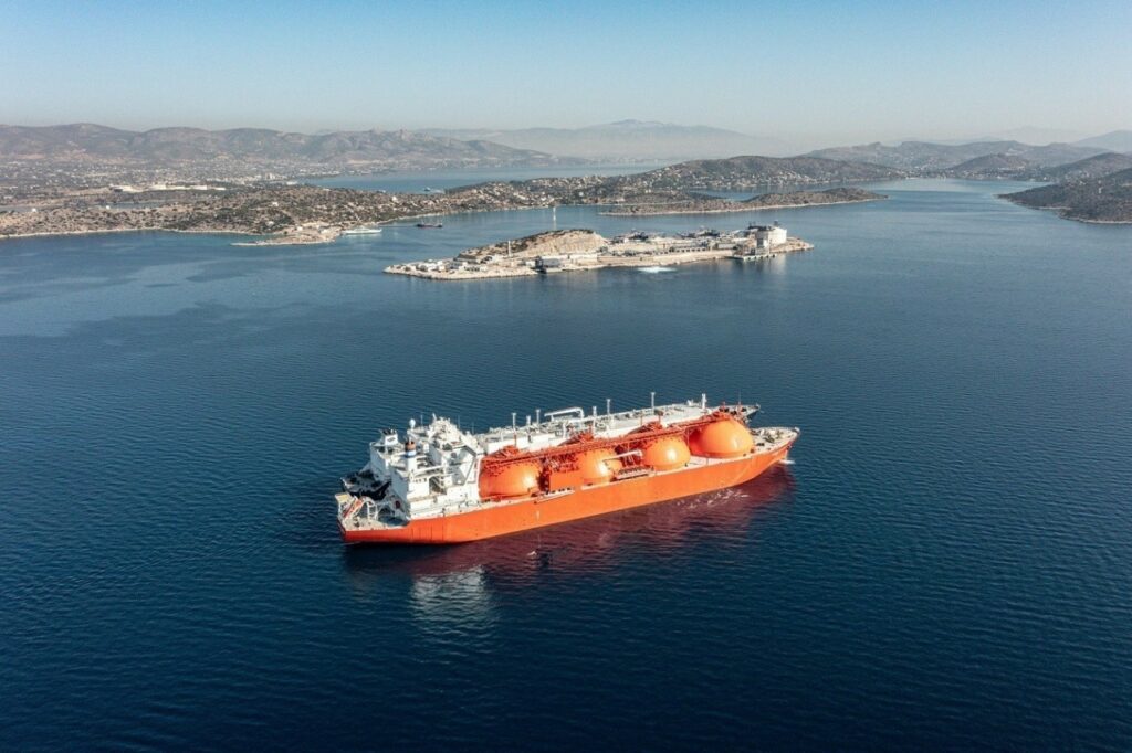 241125200314_LNG-Revithousa-desfa-1280×852-1