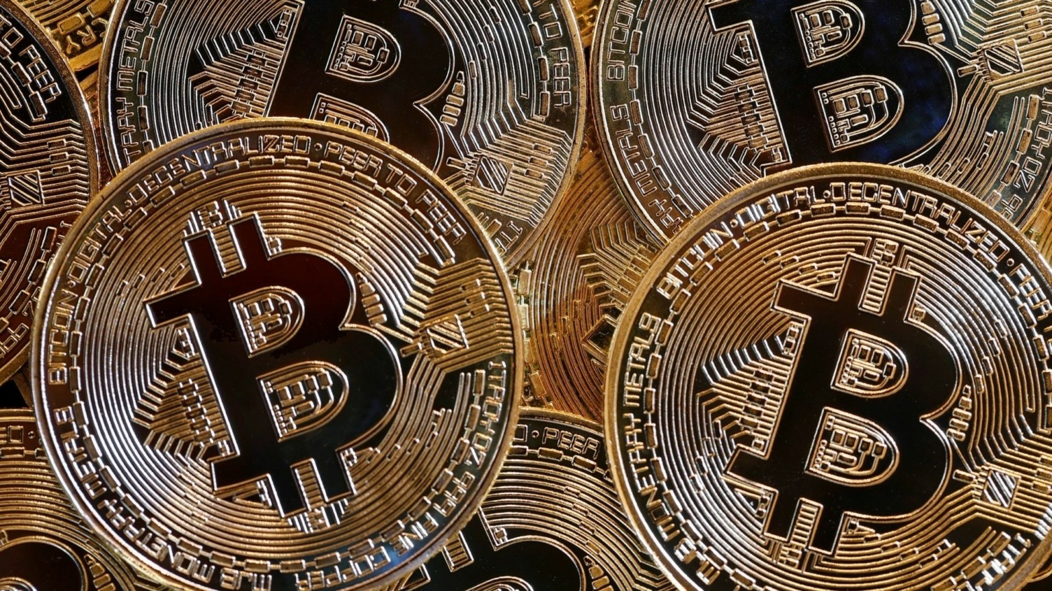 Ξανά προς την κορυφή των 100.000 δολαρίων το bitcoin – Άλμα στα cryptos