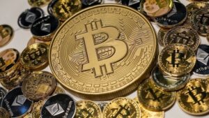 Ο αμφιλεγόμενος επιχειρηματίας και η επένδυση των $30 εκατ. στην World Liberty Financial του Τραμπ