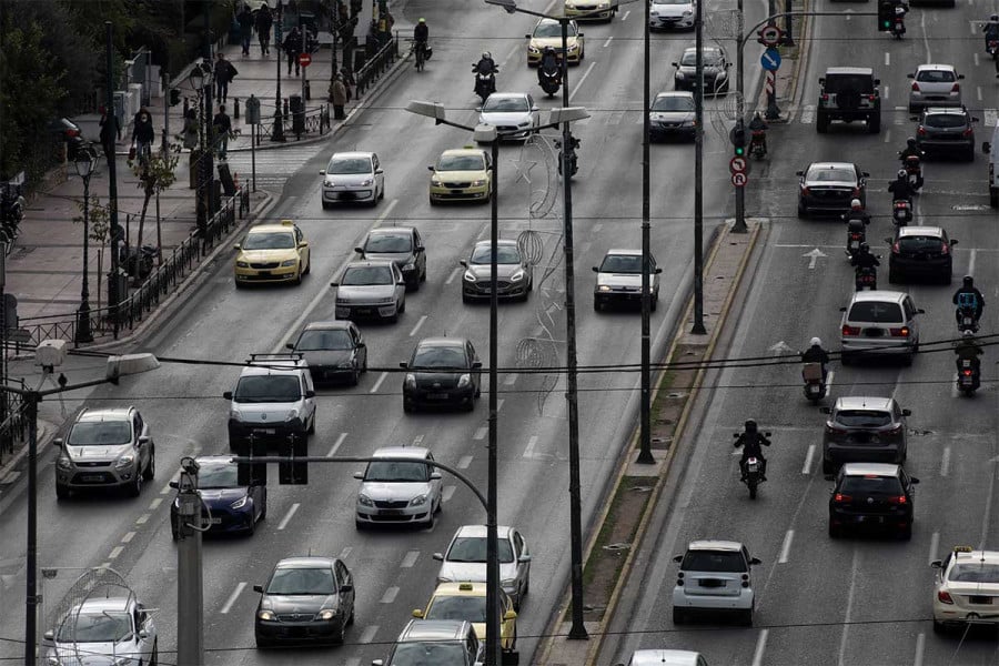 Αναρτημένα στην ψηφιακή πλατφόρμα της ΑΑΔΕ είναι τα φετινά τέλη κυκλοφορίας