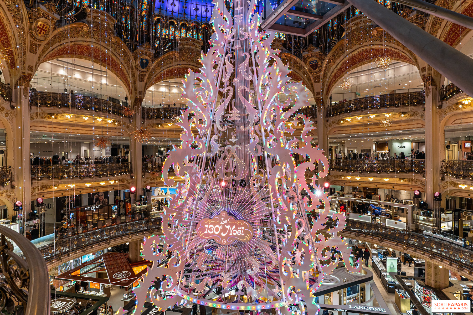 241115081908_1126495-le-sapin-de-noel-des-galeries-lafayette-2024-a7c6388