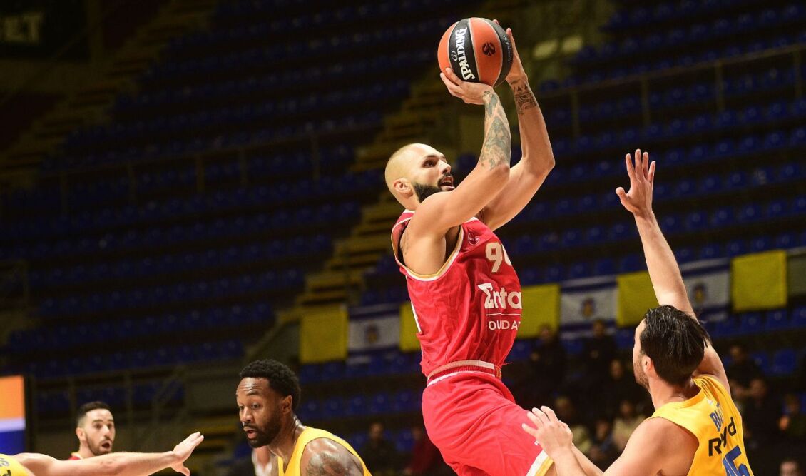 241114221308_fournie_olympiakos_maccabi_euroleague