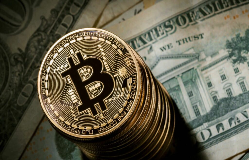 Bitcoin: Πτώση 7% μετά το ιστορικό άλμα στα 100.000 δολ.