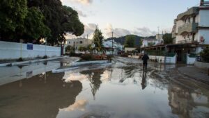 Εξασθενεί σήμερα η κακοκαιρία «Bora» - Νέο βαρομετρικό χαμηλό με βροχές και καταιγίδες
