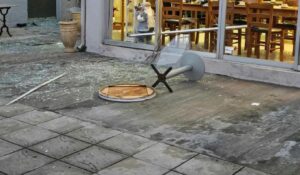 Έκρηξη στο ΚΑΠΗ Βραχατίου: Βίντεο με τη στιγμή που «έσκασε» γκαζάκι - Τρεις τραυματίες